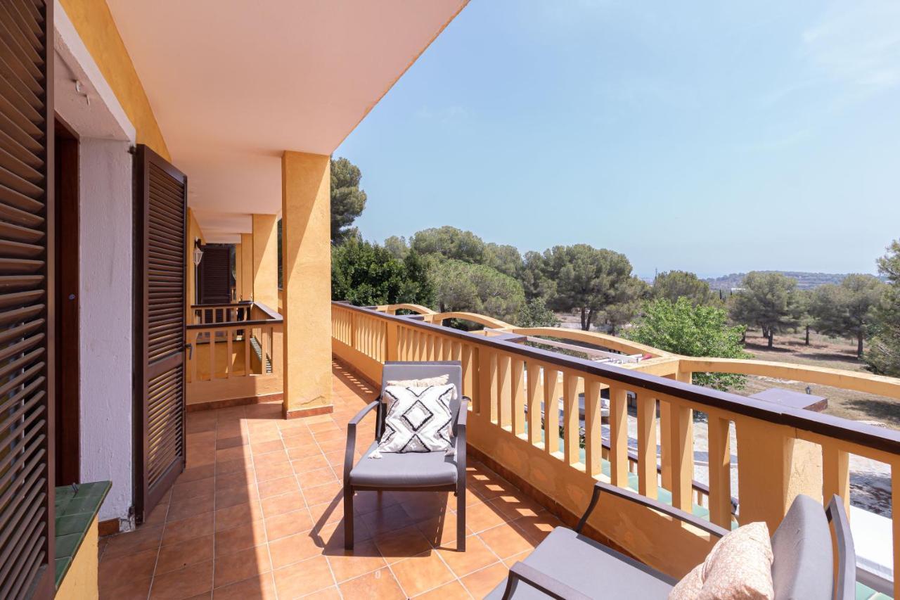 Villa Golf Sitges Vilanova i la Geltru Exterior photo